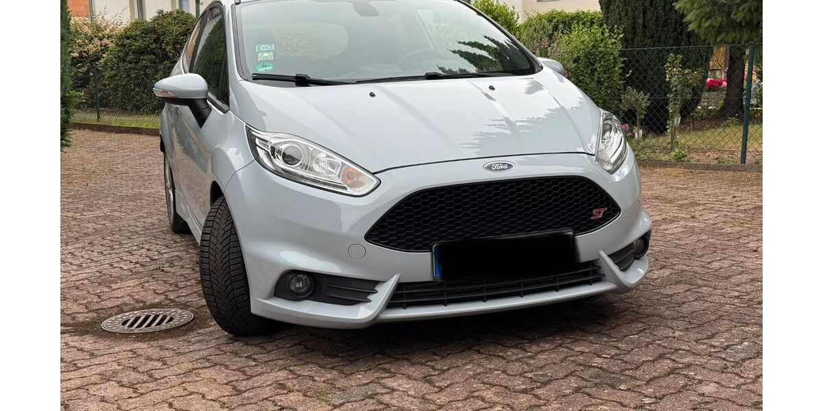Ford Fiesta 88.000 km 14.700 &euro; Hannover 30159