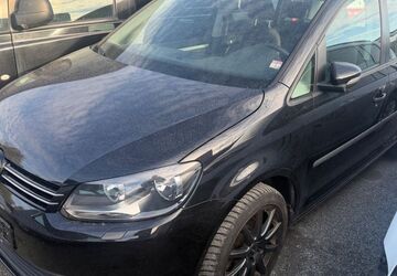 VW Touran 196.000 km 5.990 &euro; Salzgitter 38229