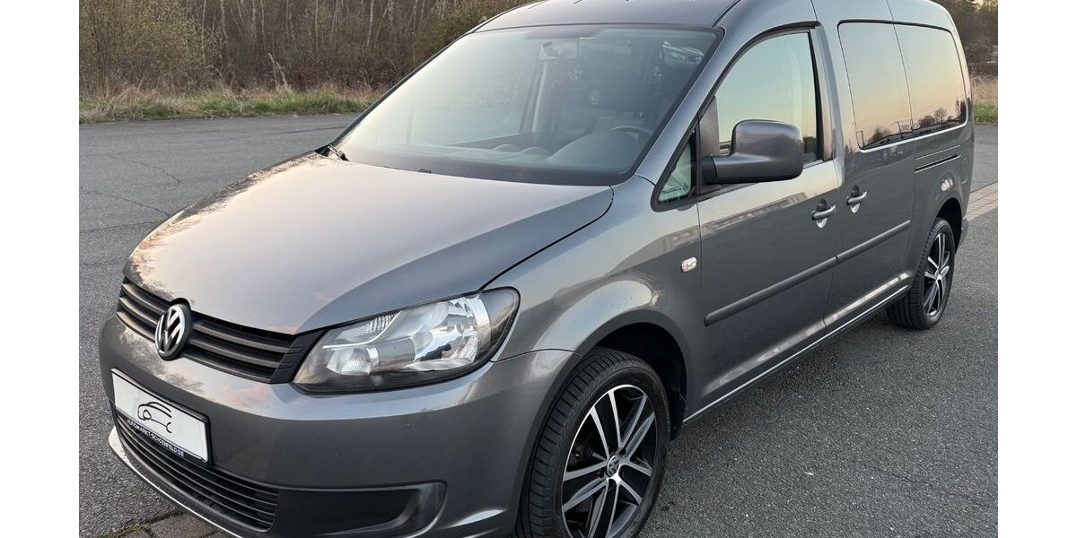 VW Caddy 140.600 km 13.990 &euro; Peine 31226