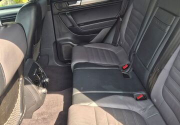 VW Touareg 221.520 km 13.450 &euro; Peine 31224