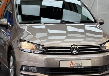 VW Touran 146.800 km 14.990 &euro; Salzgitter 38259