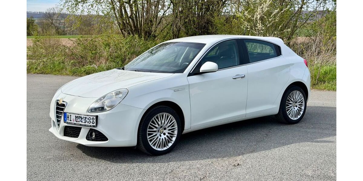 Alfa Romeo Giulietta 141.000 km 8.499 &euro; Bockenem 31167