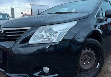 Toyota Avensis 212.000 km 5.990 &euro; Hildesheim 31137