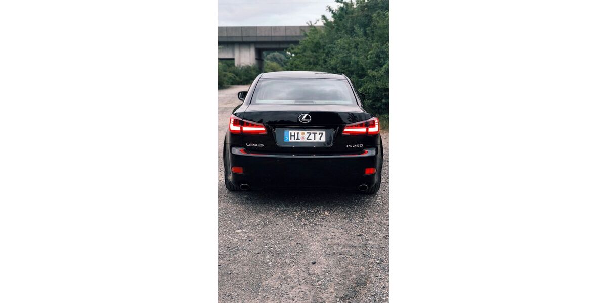 Lexus IS 250 222.000 km 9.999 &euro; Sarstedt 31157