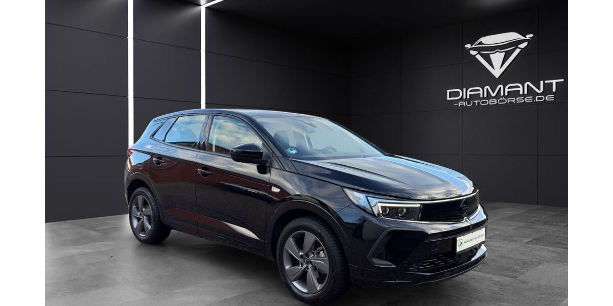Opel Grandland (X) 16.042 km 22.490 &euro; Salzgitter-Lebenstedt 38226