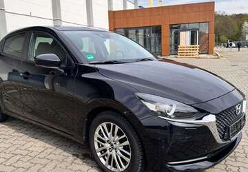 Mazda 2 87.000 km 9.990 &euro; Salzgitter 38226