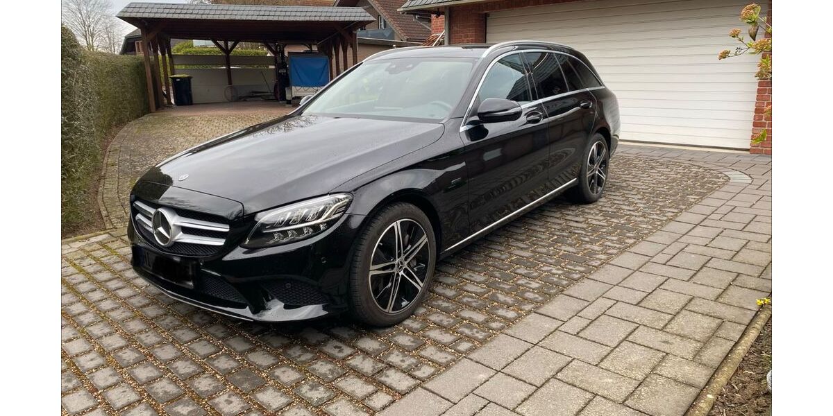 Mercedes-Benz C 300 75.700 km 24.850 &euro; Söhlde 31185