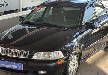 Volvo V40 199.998 km 2.990 &euro; Hannover 30419