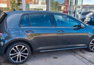 VW Golf 134.400 km 12.900 &euro; Lamspringe 31195