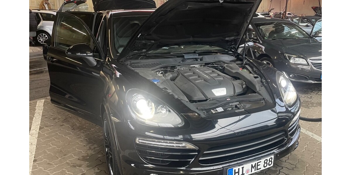 Porsche Cayenne 150.000 km 27.245 &euro; Hildesheim 31134