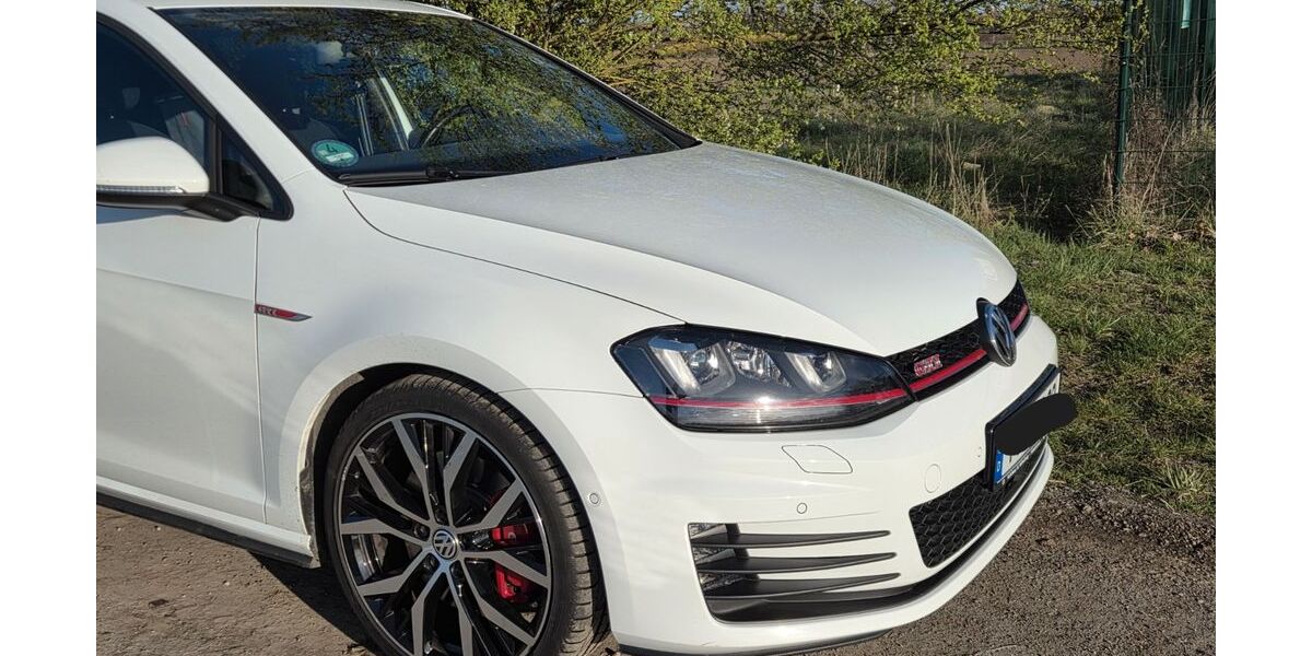 VW Golf 60.863 km 17.800 &euro; Hohenhameln 31249