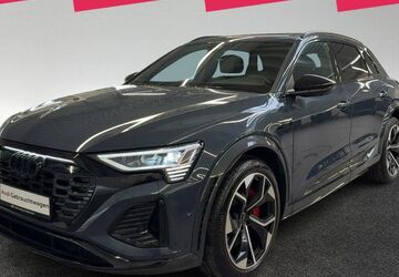 Audi SQ8 e-tron 29.241 km 62.250 &euro; Hannover 30179