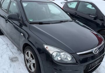 Hyundai i30 230.000 km 2.490 &euro; Salzgitter 38229