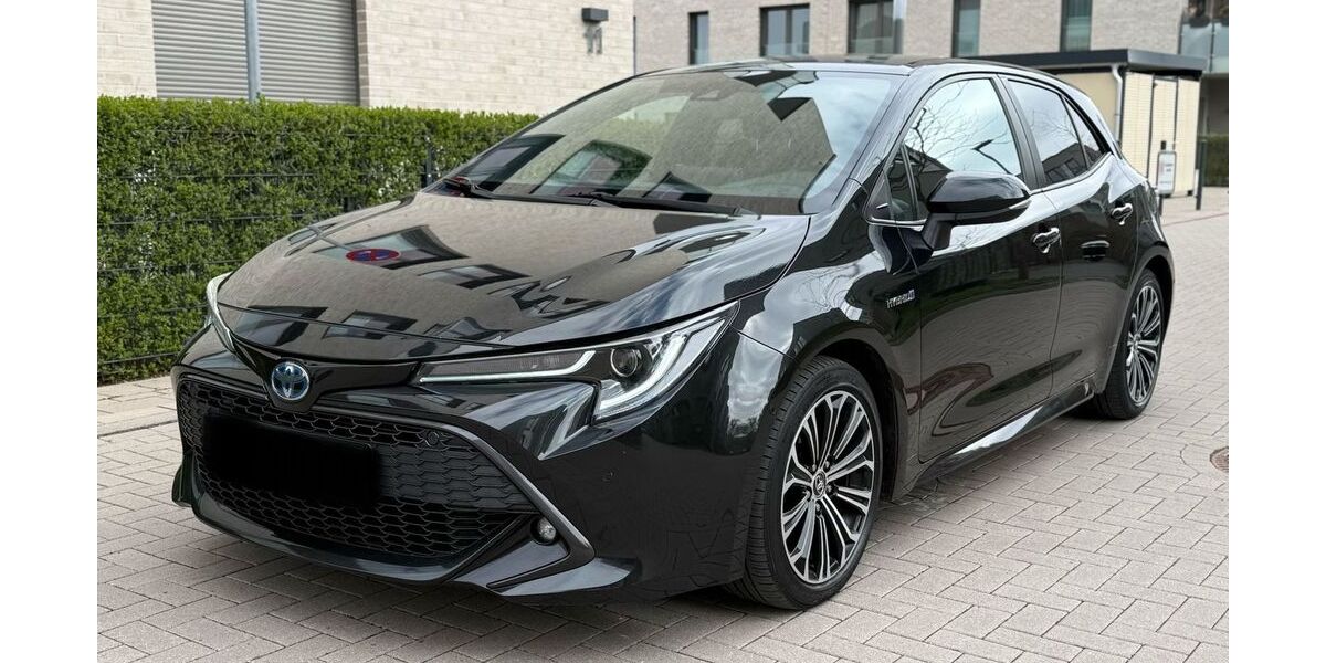 Toyota Corolla 85.000 km 17.999 &euro; Hannover 30179
