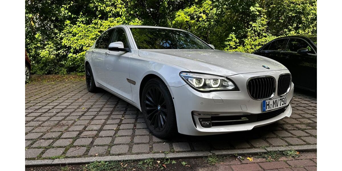 BMW 750 100.000 km 17.650 &euro; Hannover 30163