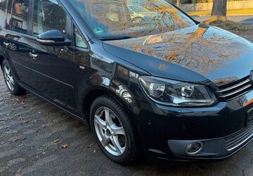 VW Touran 103.000 km 10.499 &euro; Adenstedt 31246