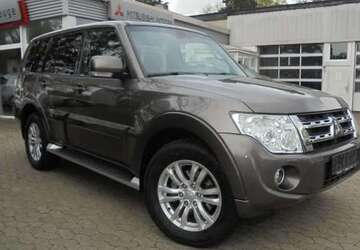 Mitsubishi Pajero 167.500 km 17.500 &euro; Peine 31226