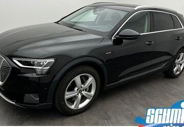 Audi e-tron 23.800 km 36.300 &euro; Peine 31226