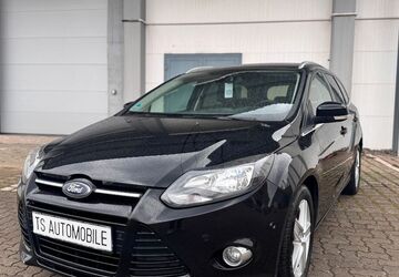 Ford Focus 326.102 km 3.490 &euro; Salzgitter 38229