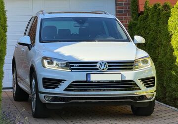 VW Touareg 111.900 km 25.900 &euro; Hildesheim 31139