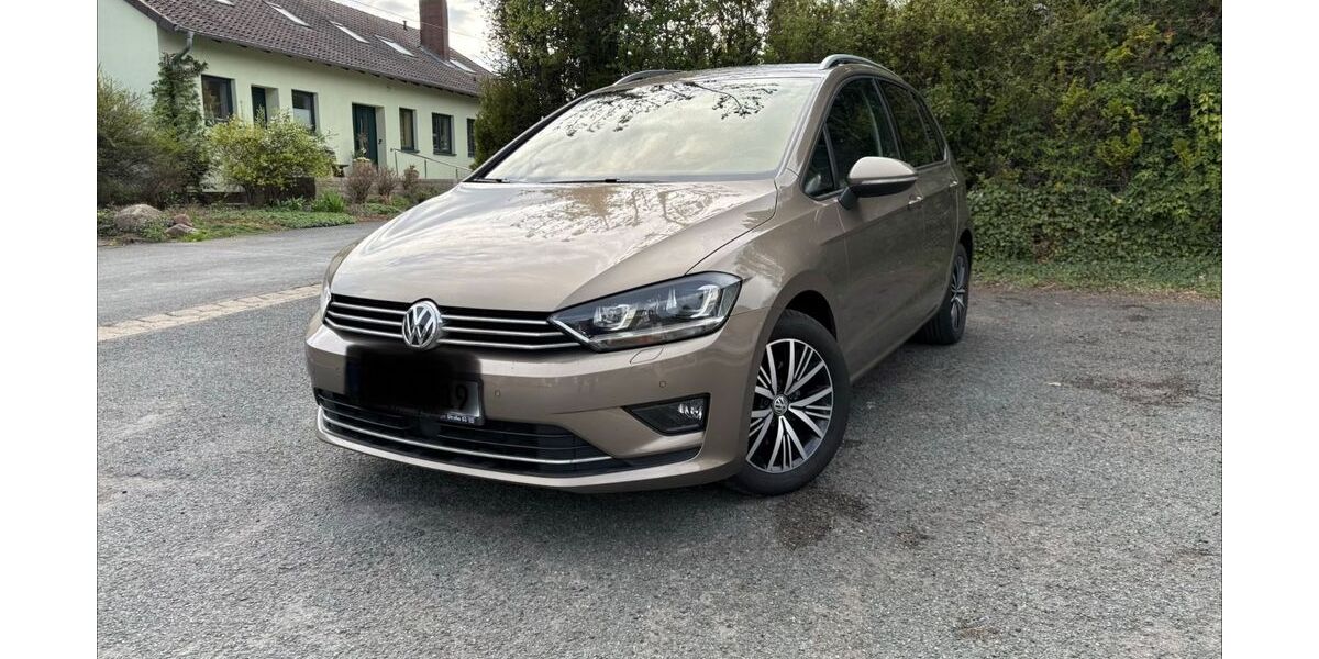VW Golf Sportsvan 87.900 km 12.250 &euro; Sarstedt 31157