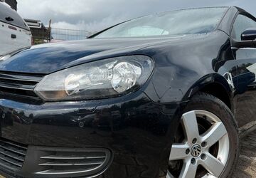 VW Golf 136.780 km 5.990 &euro; Hildesheim 31137