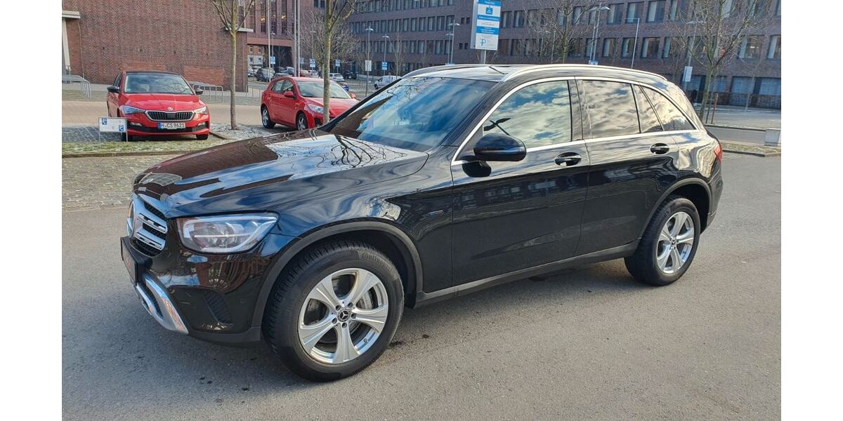 Mercedes-Benz GLC 300 158.132 km 26.991 &euro; Hannover 30453