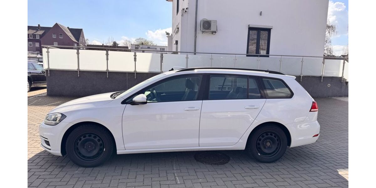 VW Golf 98.172 km 11.999 &euro; Salzgitter-Lebenstedt 38226