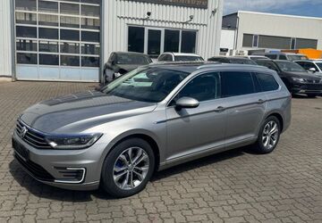 VW Passat Variant 144.000 km 13.900 &euro; Salzgitter 38229