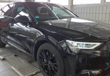 Audi e-tron 23.750 km 34.200 &euro; Salzgitter 38259