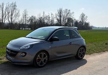 Opel Adam 58.000 km 11.200 &euro; Nordstemmen 31171