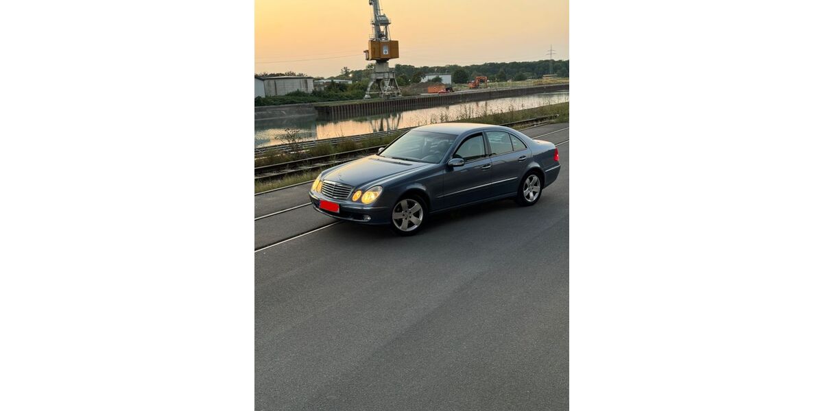 Mercedes-Benz E 220 282.750 km 4.600 &euro; Hildesheim 31137
