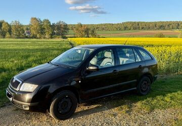 Skoda Fabia 94.841 km 2.500 &euro; Duingen 31089