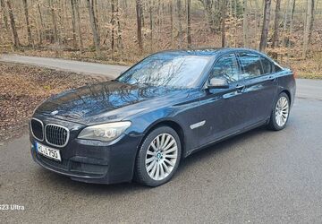 BMW 750 185.000 km 17.000 &euro; Grünenplan 31073