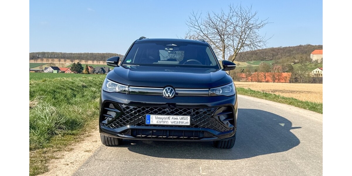 VW Tiguan 14.800 km 52.850 &euro; Elze 31008