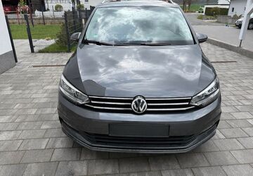 VW Touran 129.000 km 18.800 &euro; Lamspringe 31195