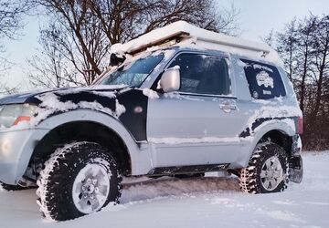 Mitsubishi Pajero 214.375 km 5.395 &euro; Salzhemmendorf 31020