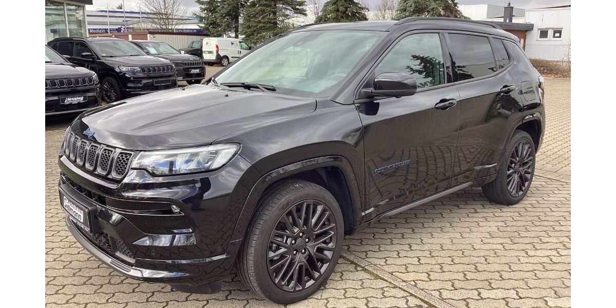 Jeep Compass 23.095 km 25.325 &euro; Harsum 31177