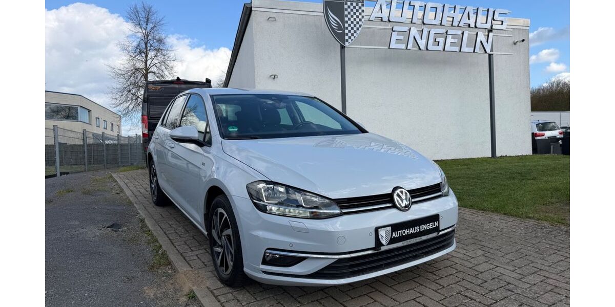 VW Golf 93.500 km 13.490 &euro; Salzgitter 38229