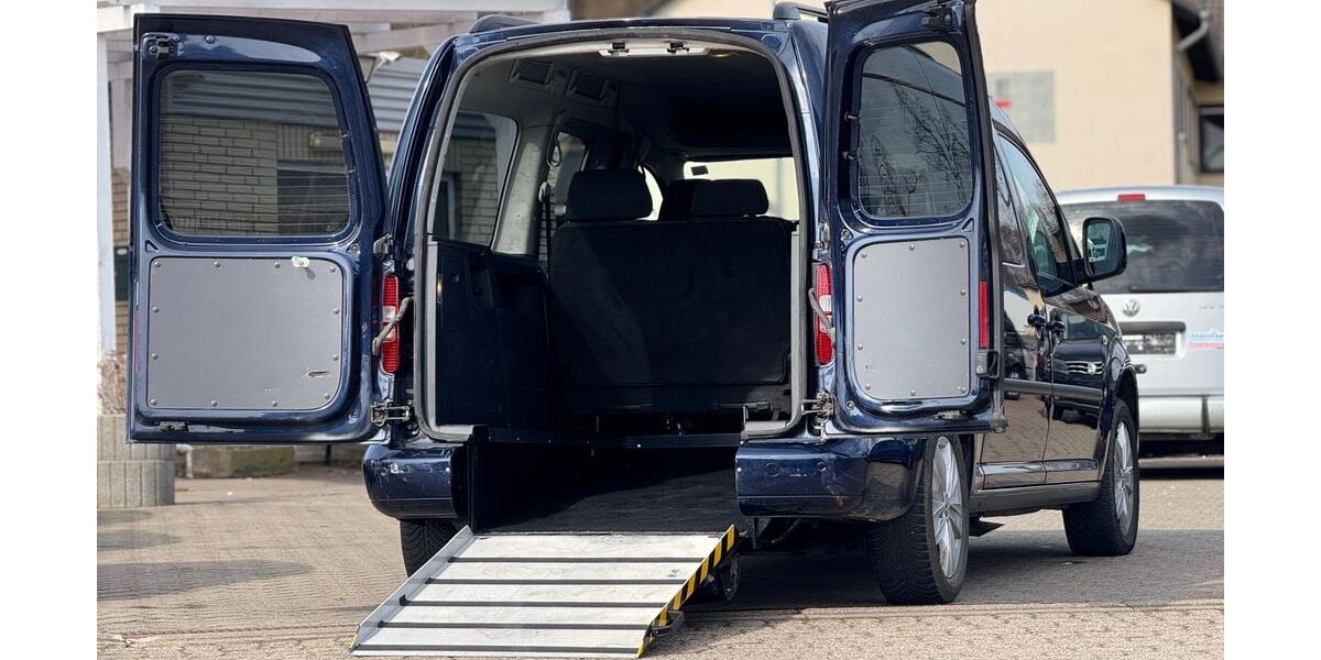 VW Caddy 142.800 km 26.900 &euro; Salzgitter 38259