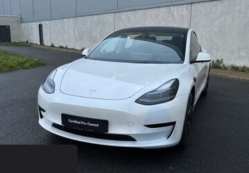 Tesla Model 3 40.816 km 30.700 &euro; Hannover 30519