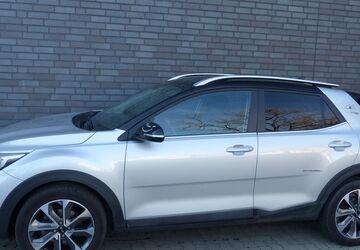 Kia Stonic 80.000 km 11.995 &euro; Hannover 30179