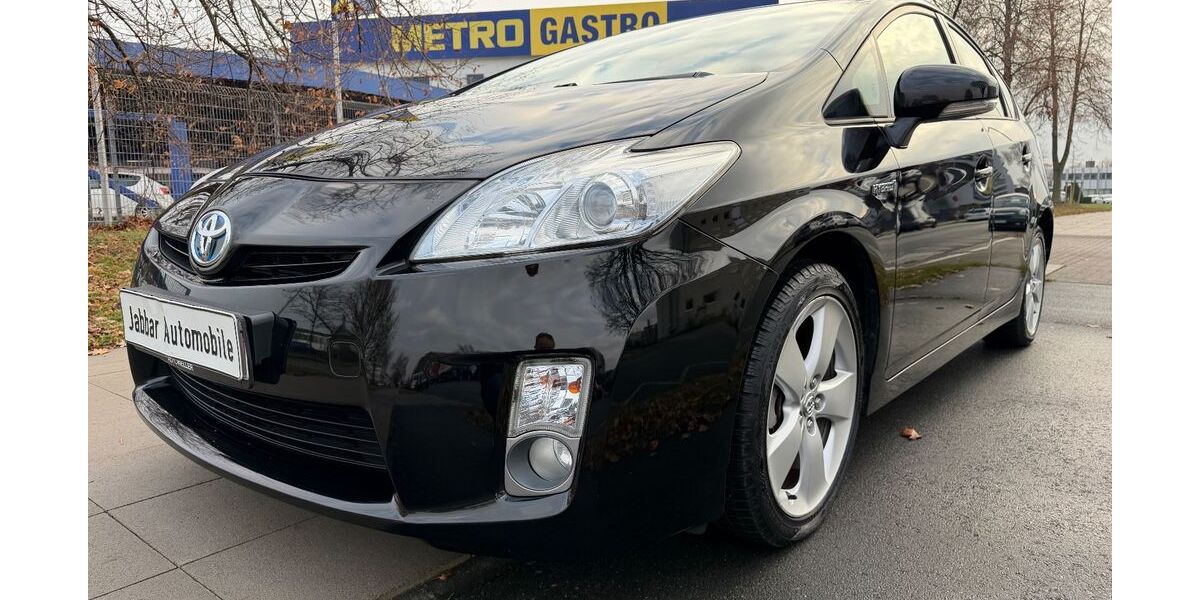 Toyota Prius 90.300 km 8.999 &euro; Hannover 30179
