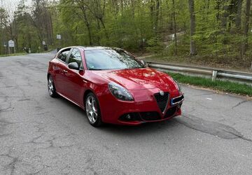 Alfa Romeo Giulietta 93.000 km 18.900 &euro; Salzgitter 38228