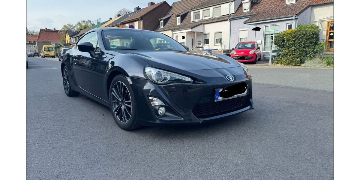 Toyota GT86 134.000 km 19.999 &euro; Salzgitter 38226