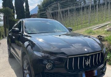 Maserati Levante 162.000 km 36.990 &euro; Salzgitter 38259