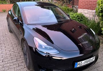 Tesla Model 3 105.000 km 22.900 &euro; Holle 31188