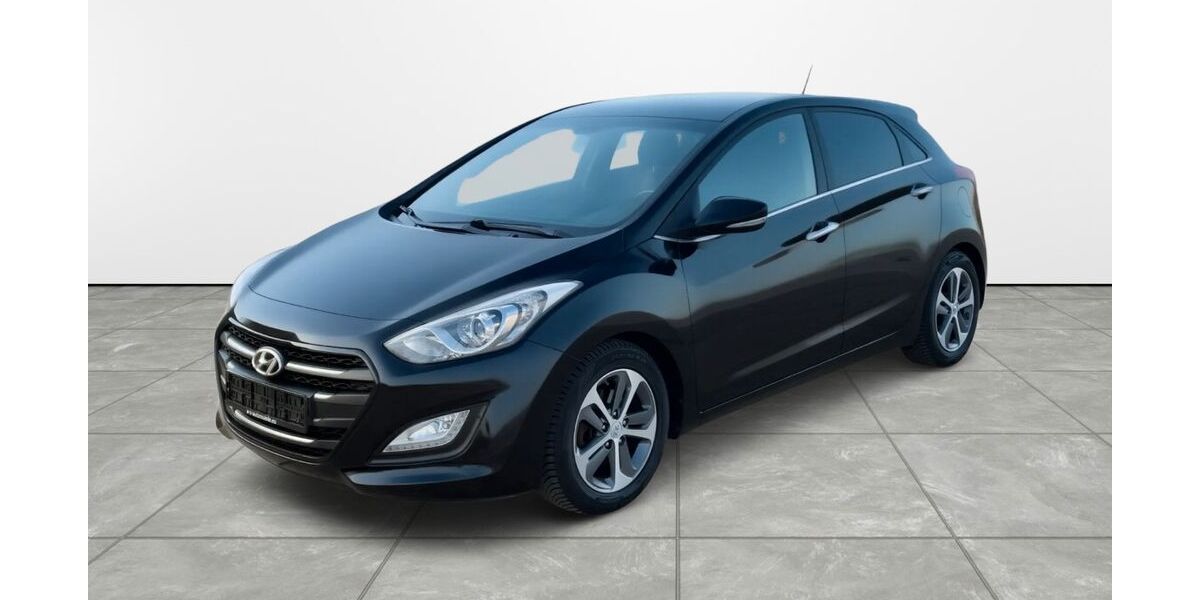 Hyundai i30 71.000 km 10.690 &euro; Hannover 30169