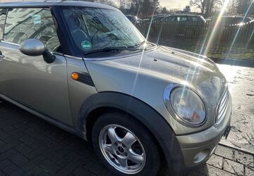 Mini Cooper 145.711 km 3.299 &euro; Hannover 30629
