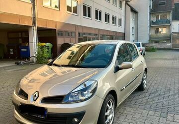 Renault Clio 212.000 km 1.400 &euro; Hannover 30167